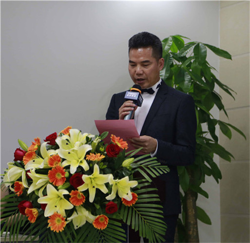 “给我们一段时间，给大家一个质变的卓远”