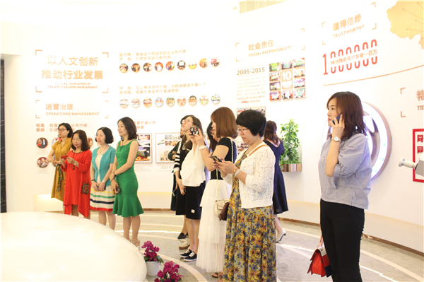 新时代，多面女性的出彩人生