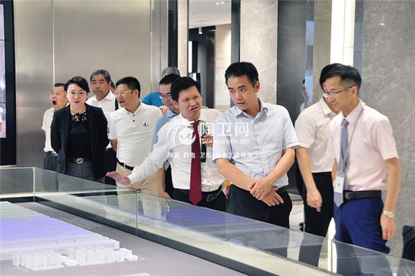 中共高安市委书记袁和庚一行莅临博德参观指导