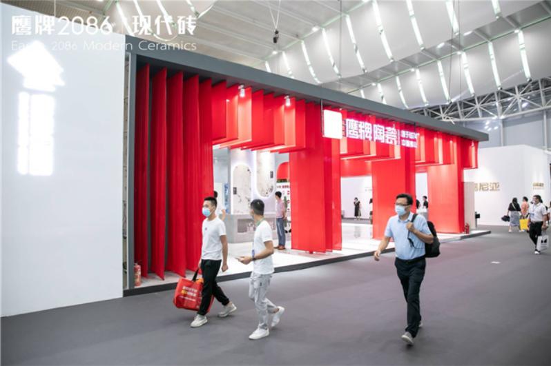 探展第一线|走进鹰牌2086品鉴京砖艺术文化馆，开启全新升级2.0时代！