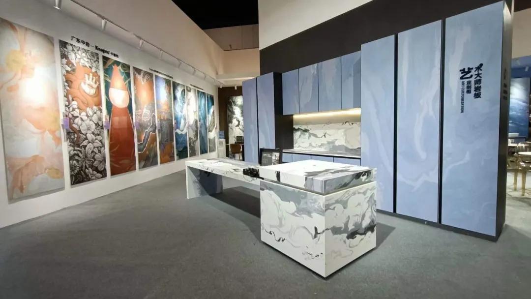 广东中岩闪耀成都定制家居展