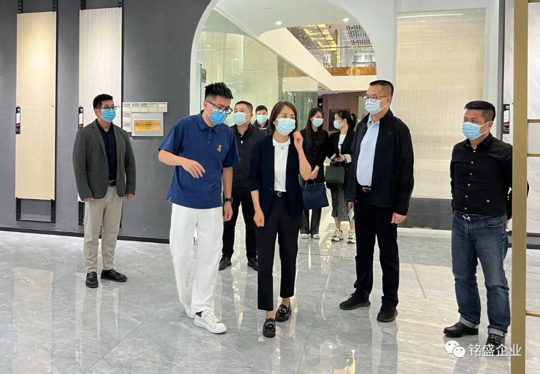 南安市委副书记、副市长解丹蕊一行莅临铭盛企业考察交流