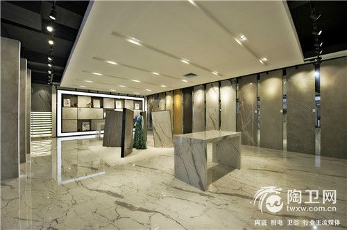 梵高展厅2_副本.jpg