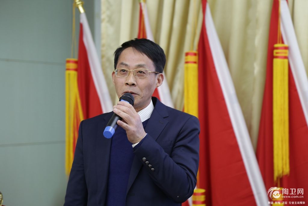 华美乐集团副总裁曾水平先生致辞.JPG