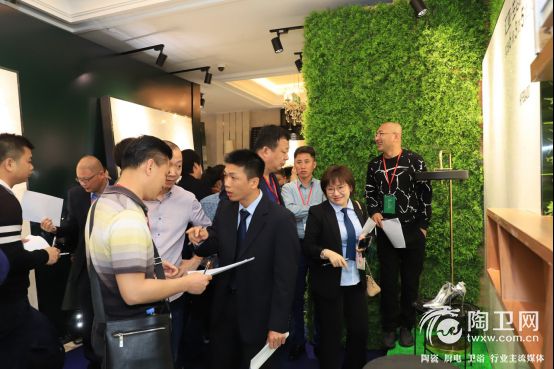 （图文）2018不止于新汇亚磁砖新产品·新形象·新渠道发布会成功举行1373.jpg
