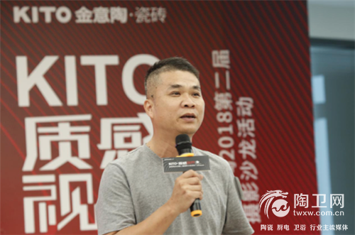 广东省新闻摄影学会理事，佛山市设计企业协会商业摄影委员会秘书长古奕轩.png
