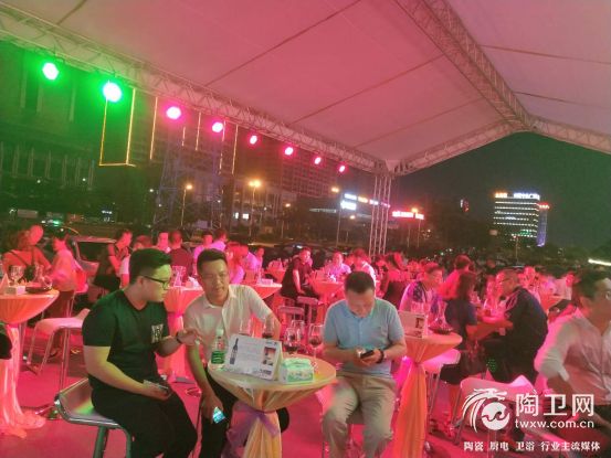 2018施琅之夜暨“终端体验馆”启动仪式圆满成功！6.41236.jpg