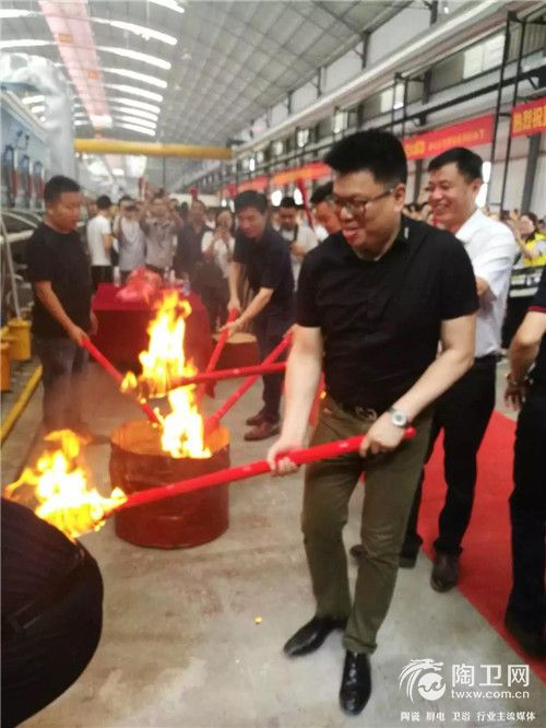 微信图片_20180609142347.jpg