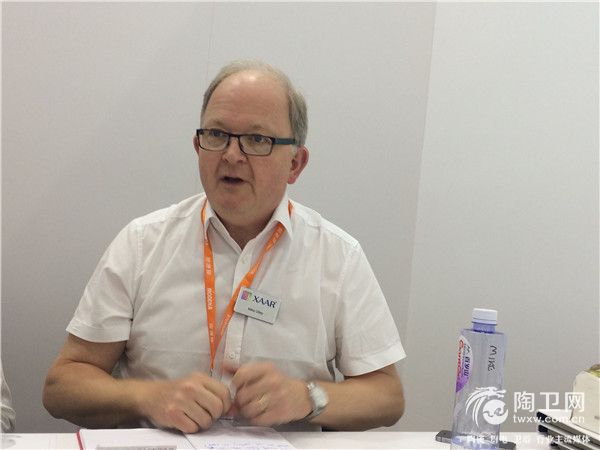 英国赛尔公司市场总监尤特雷.jpg