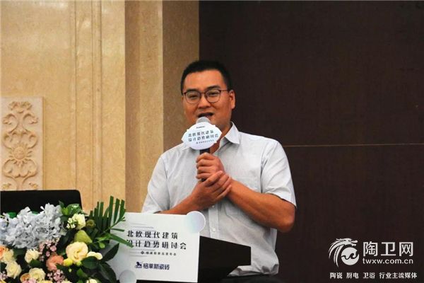 格莱斯瓷砖品牌副总经理胡建军.jpg