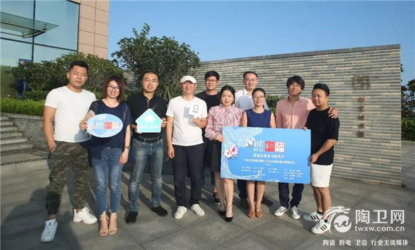 青岛1.jpg