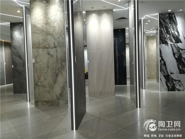 展厅图片立体.jpg