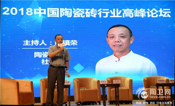喻镇荣A.jpg