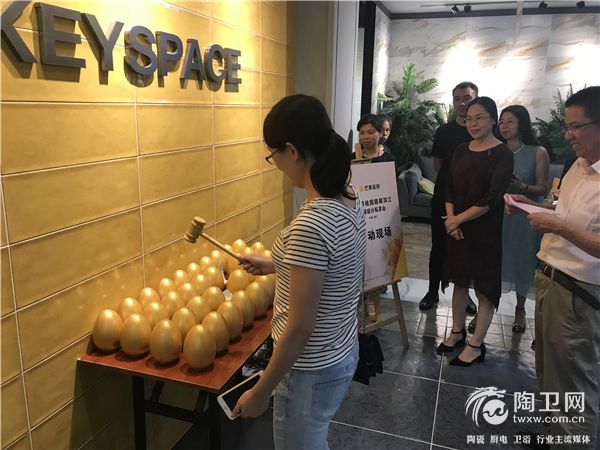 微信图片_20180828175308.jpg