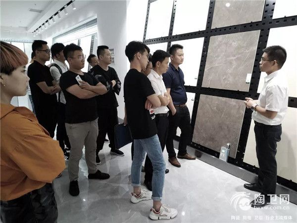 微信图片_20180919195713_副本.jpg