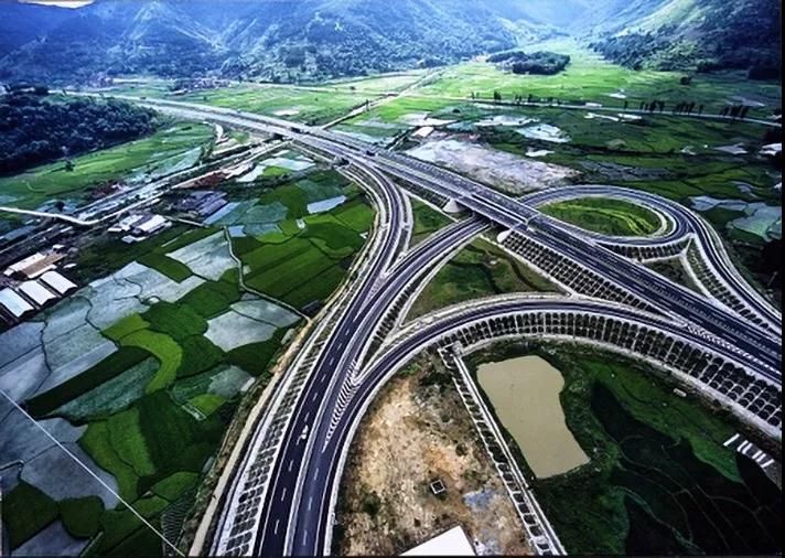 九牧助力中国各类交通枢纽，全面提升出行文明10.jpg