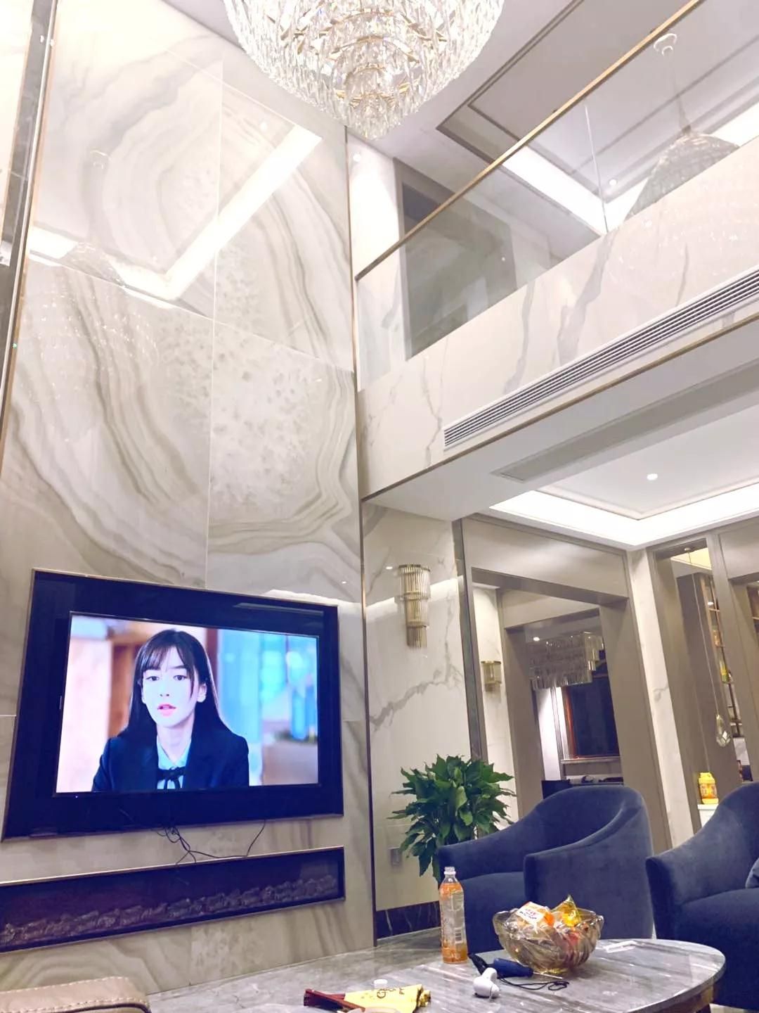蒙娜丽莎陶瓷大板，这才叫实力碾压！18.jpg
