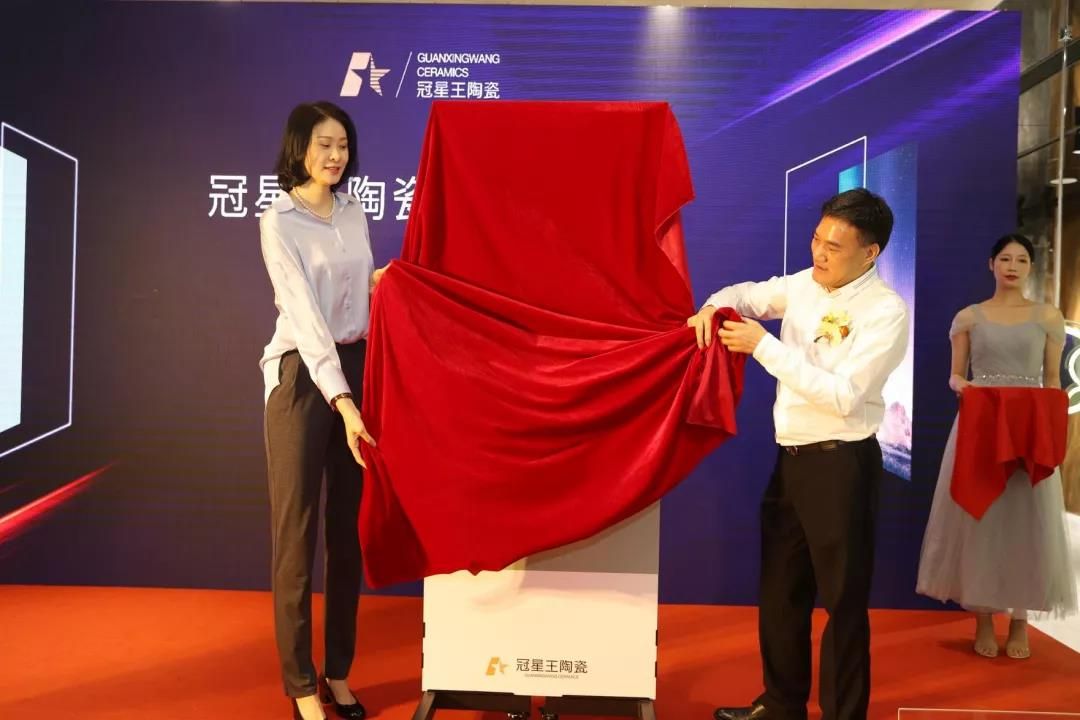 火爆出圈，冠星王陶瓷再次成为人气收割机9.jpg