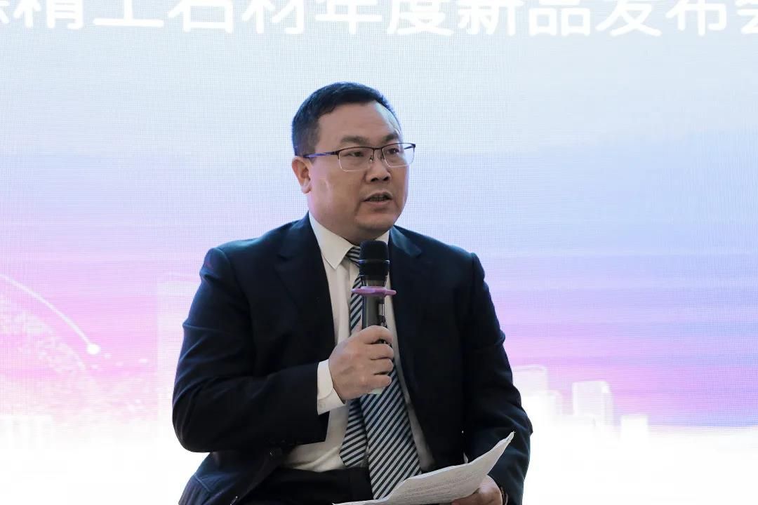 张洪斌.jpg