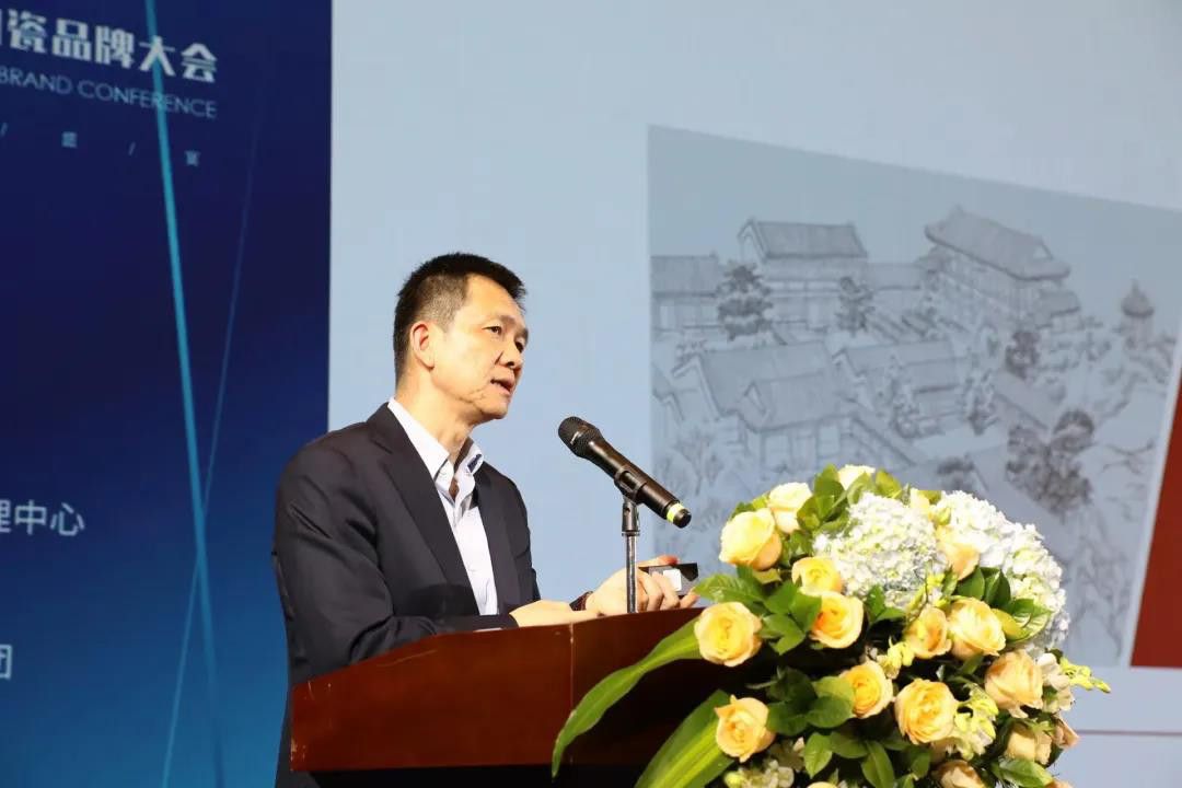著名经济学家、北京大学国家发展研究院院长、北京大学中国经济研究中心主任姚洋.jpg