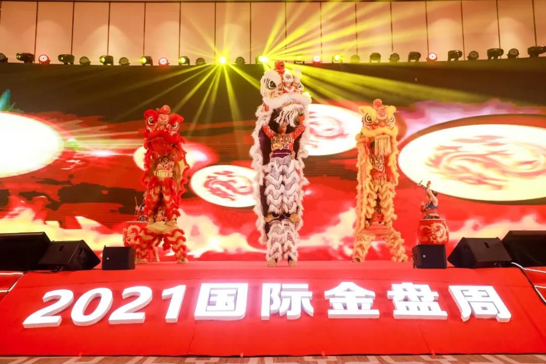 现场节目表演.jpg