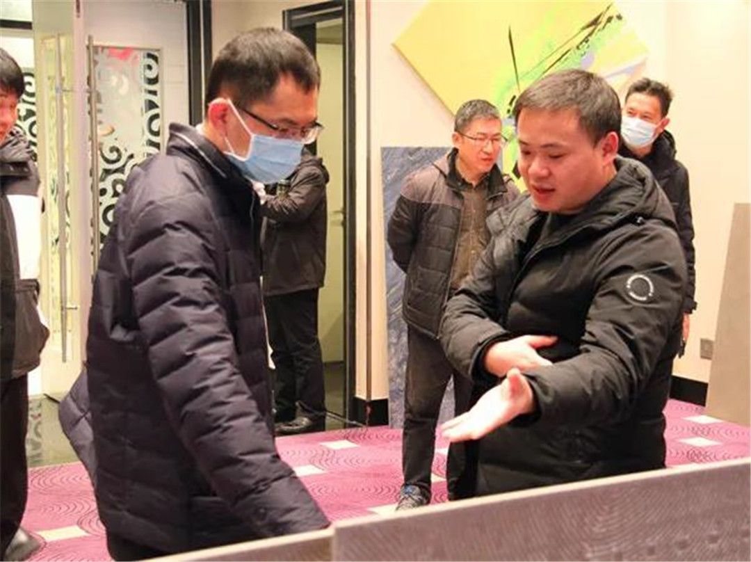 湖北楚林陶瓷在武汉举办精英客商主题交流会，闫友平出席并致辞6.jpg