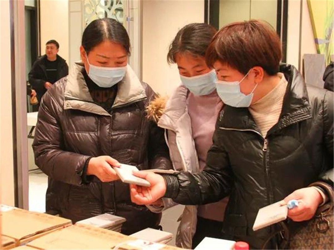 湖北楚林陶瓷在武汉举办精英客商主题交流会，闫友平出席并致辞8.jpg