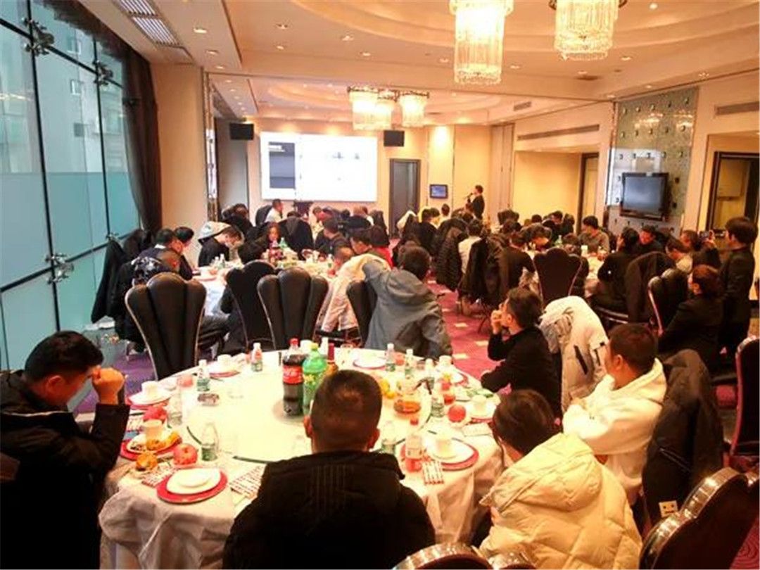 湖北楚林陶瓷在武汉举办精英客商主题交流会，闫友平出席并致辞17.jpg