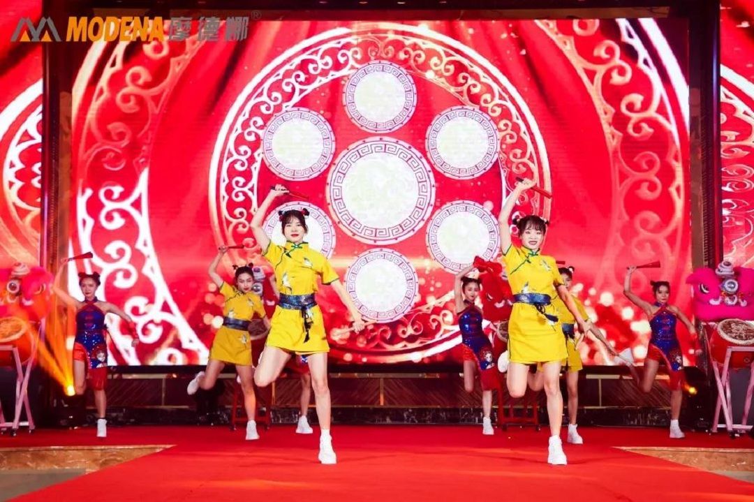 摩德娜5.jpg