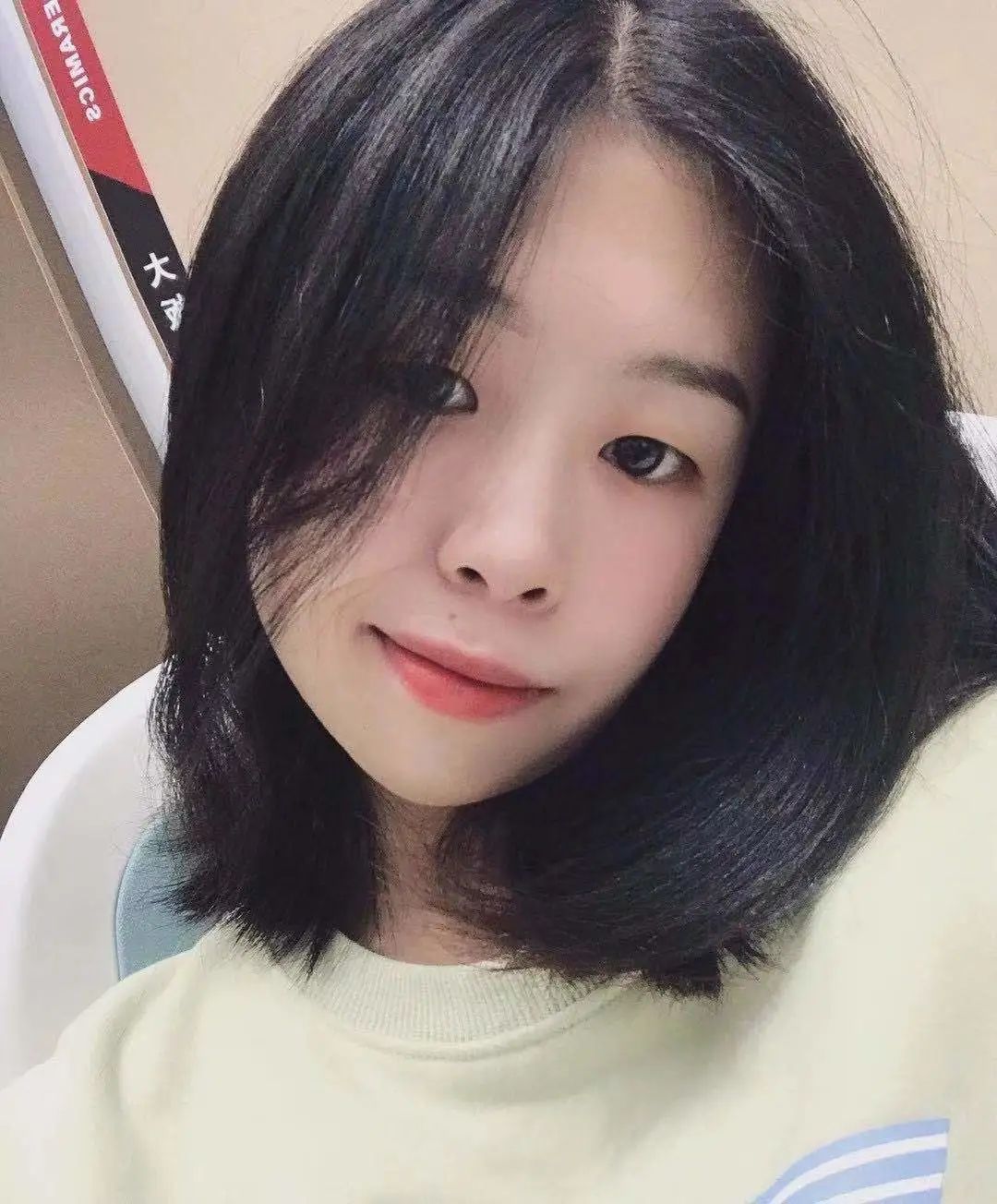 钟 敏 钰.jpg