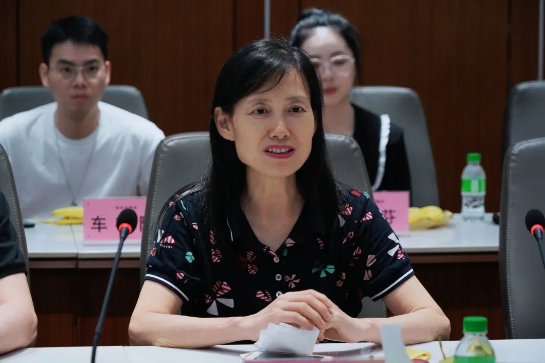 领导发言2.jpg