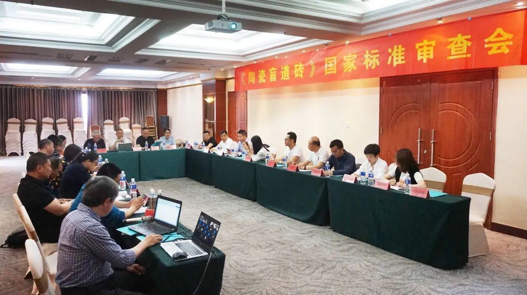 宏陶陶瓷3.jpg